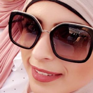 Meet your Posher, Nadia